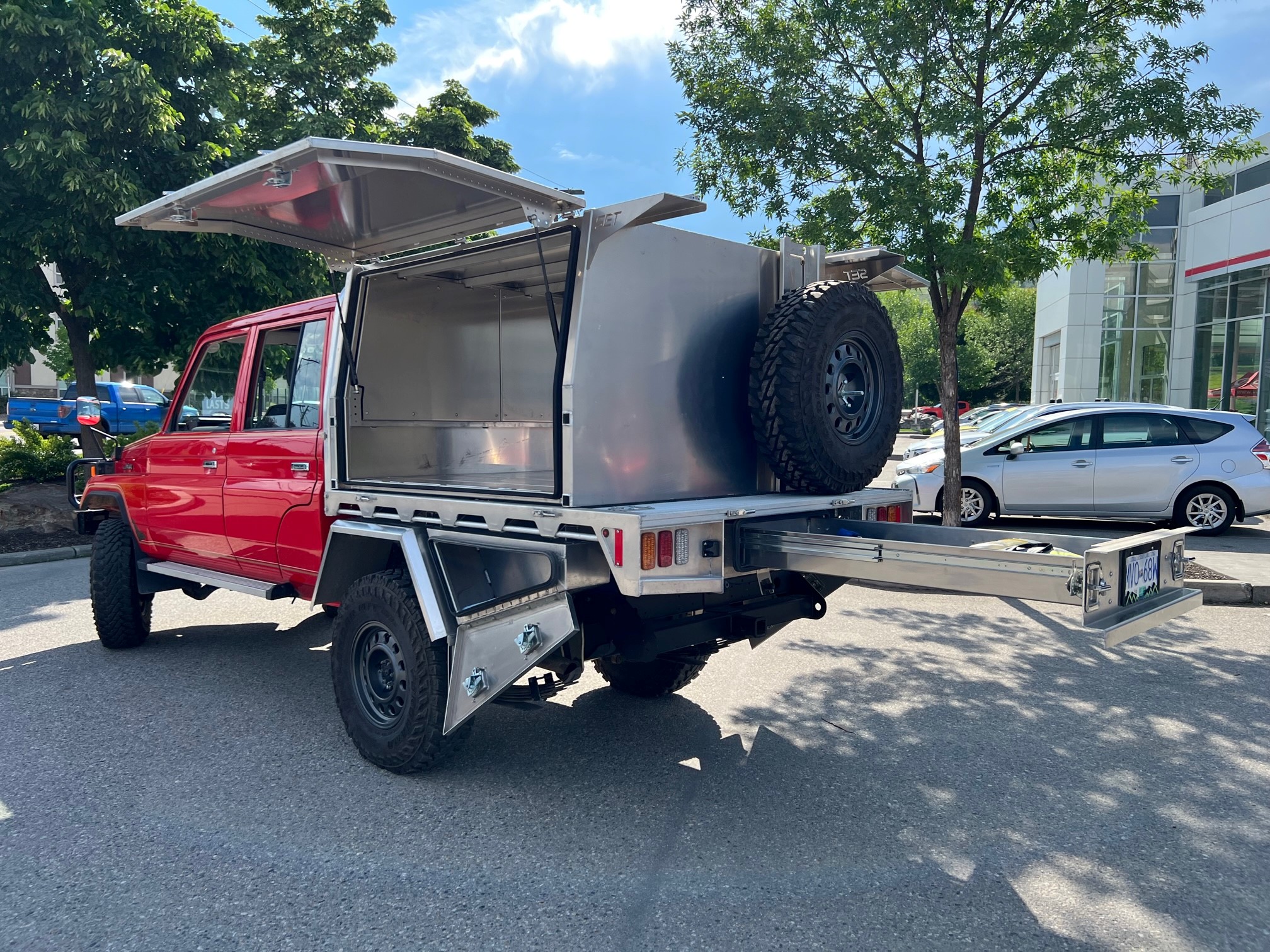 SUMMIT EXPEDITION TRUCKS JEEP GLADIATOR UTE TRAY FLATBED TRUCK TIRE CARRIER 3