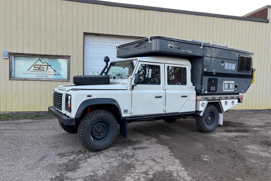 SUMMIT-EXPEDITION-TRUCKS-LAND-ROVER-130-DEFENDER-72-SERIES-FWC-FLATBED-UTE-TRAY
