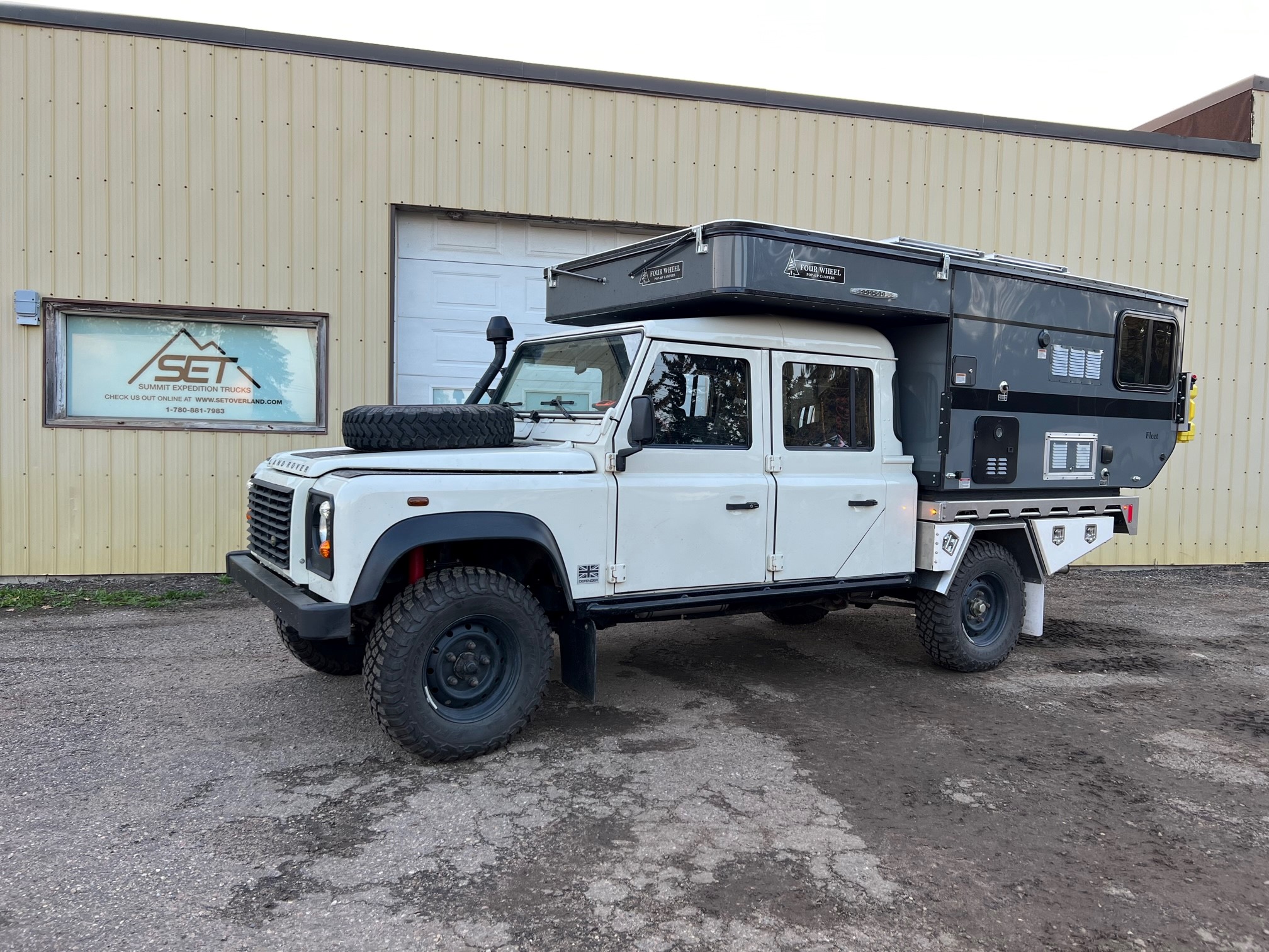 SUMMIT EXPEDITION TRUCKS LAND ROVER 130 DEFENDER 72 SERIES FWC FLATBED UTE TRAY 4