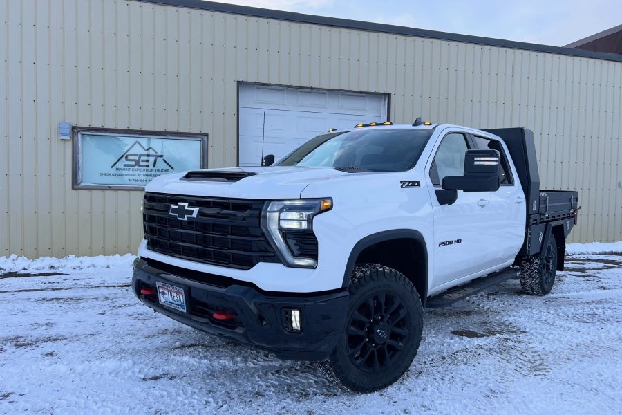 Summit Expedition Trucks Silverado 2500 HD Flatbed Deck