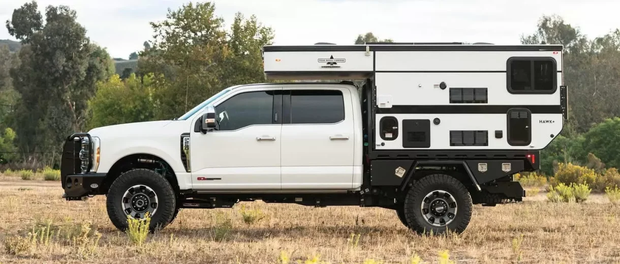 Full Size Summit Expedition Trucks F-250 with Flatbed 