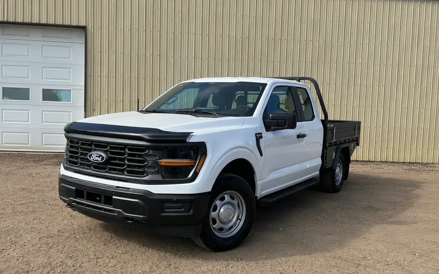 SUMMIT-EXPEDITION-TRUCKS-2024-FORD-F-150-FLATBED-UTE-TRAY