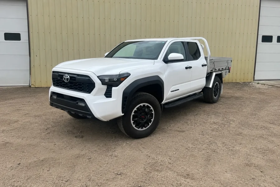 SUMMIT EXPEDITION TRUCKS - 2024-toyota-tacoma-flatbed UTE TRAY