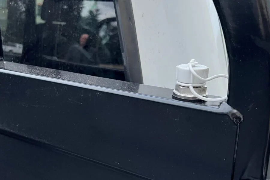 SUMMIT-EXPEDITION-TRUCKS-TOYOTA-TACOMA-DOUBLE-CAB-SHORT-BOX-BED-EXPEDITION-FLATBED-TRUCK