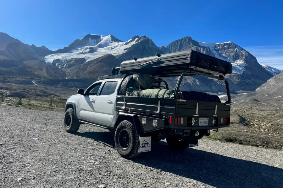 SUMMIT-EXPEDITION-TRUCKS-TOYOTA-TACOMA-DOUBLE-CAB-SHORT-BOX-BED-EXPEDITION-FLATBED-TRUCK
