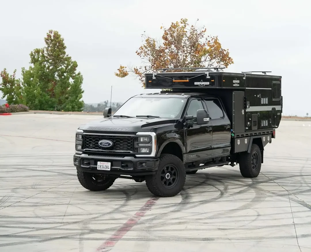 Summit Expedition Trucks flatbed truck build