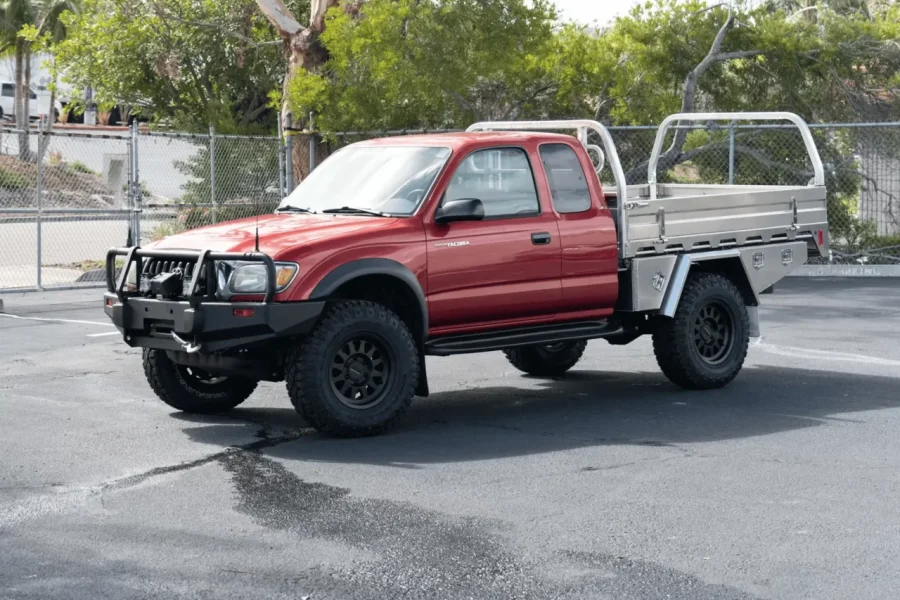 Summit Expedition Trucks Toyota Tacoma 1st Gen with Ute Tray